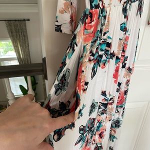 Gorgeous watercolor dress w POCKETS